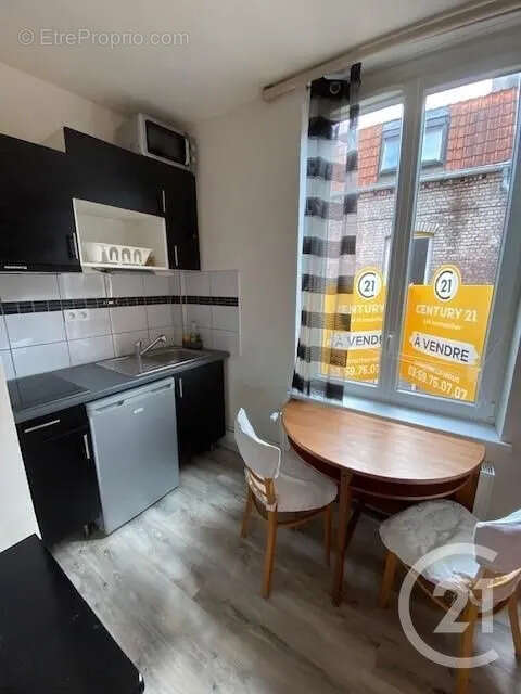 Autre à HELLEMMES-LILLE