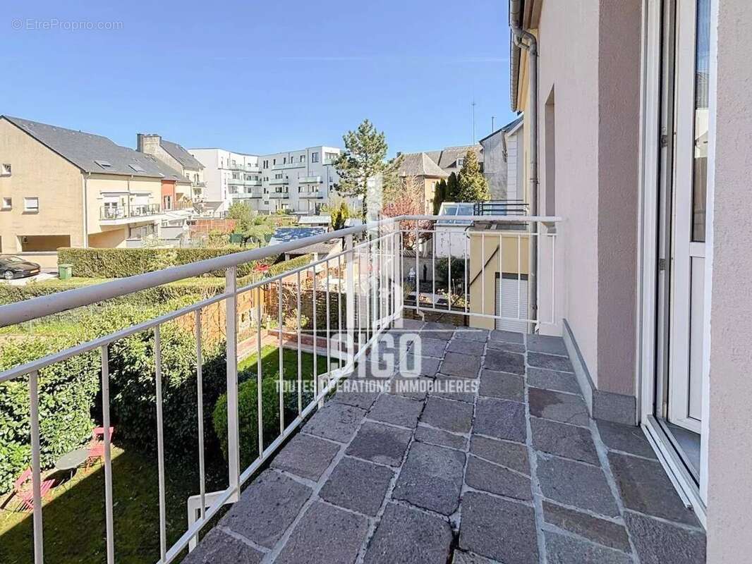 Maison à BELLEGARDE