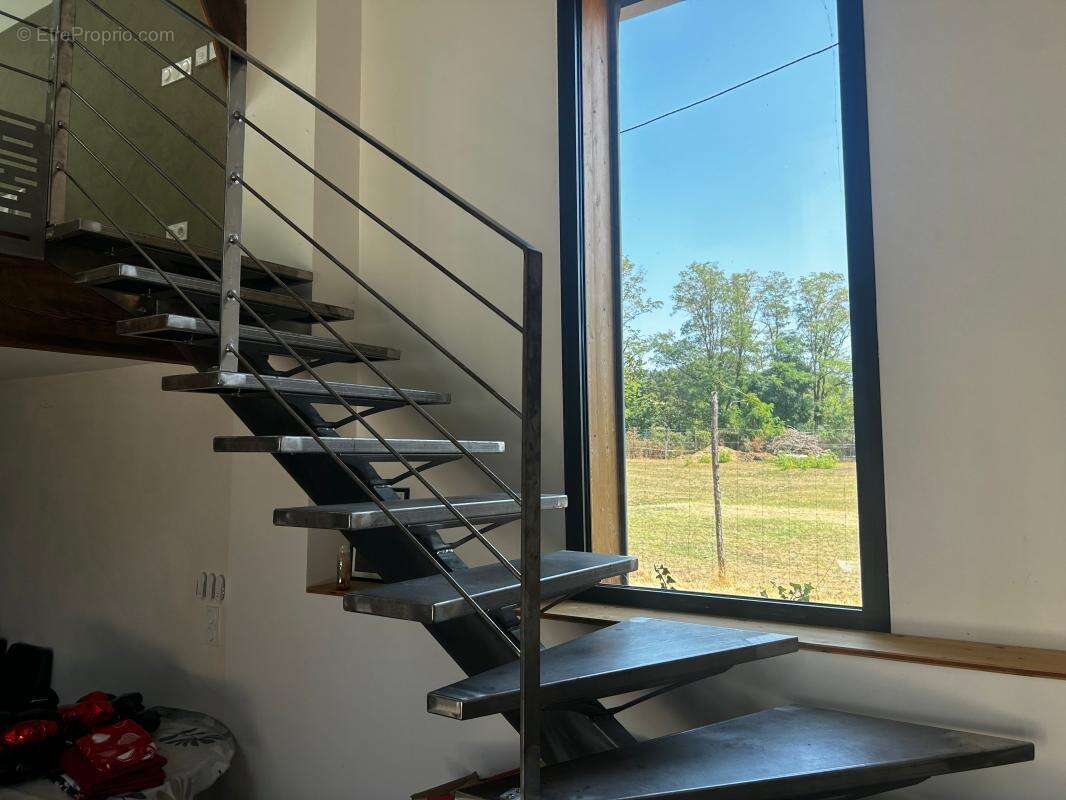 Magnifique corps de ferme en pisé rénové de 224 m² habitables sur 2 153 m² de terrain - photo 19