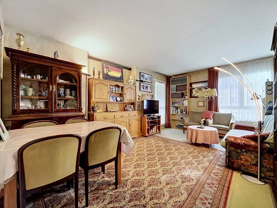 Appartement à BOISSY-SAINT-LEGER