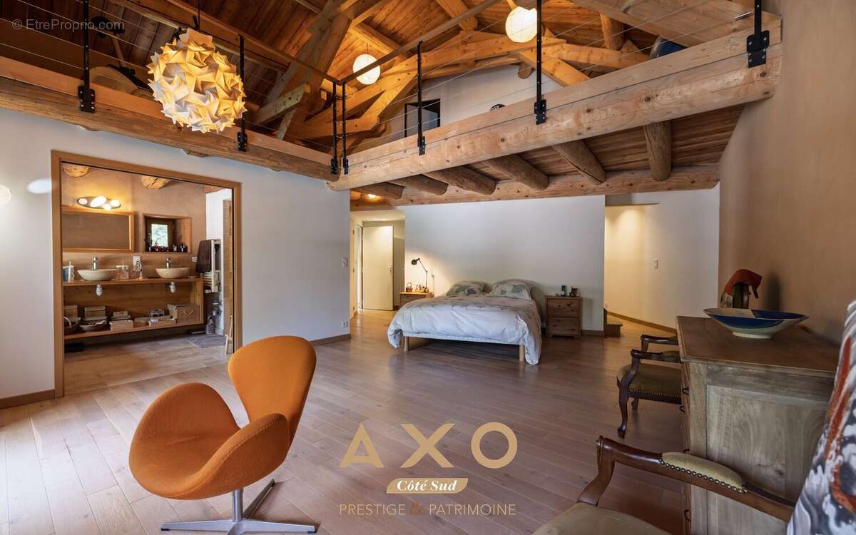 Pays de forcalquier - lurs - bastide - 518 m² - 8 chambres - piscine - salle de concert - parc 3 ha - 1 870 000  - photo 10