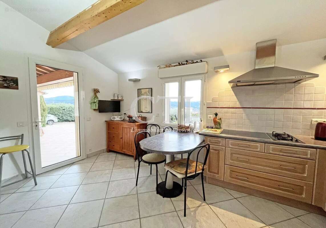 Maison à VAISON-LA-ROMAINE