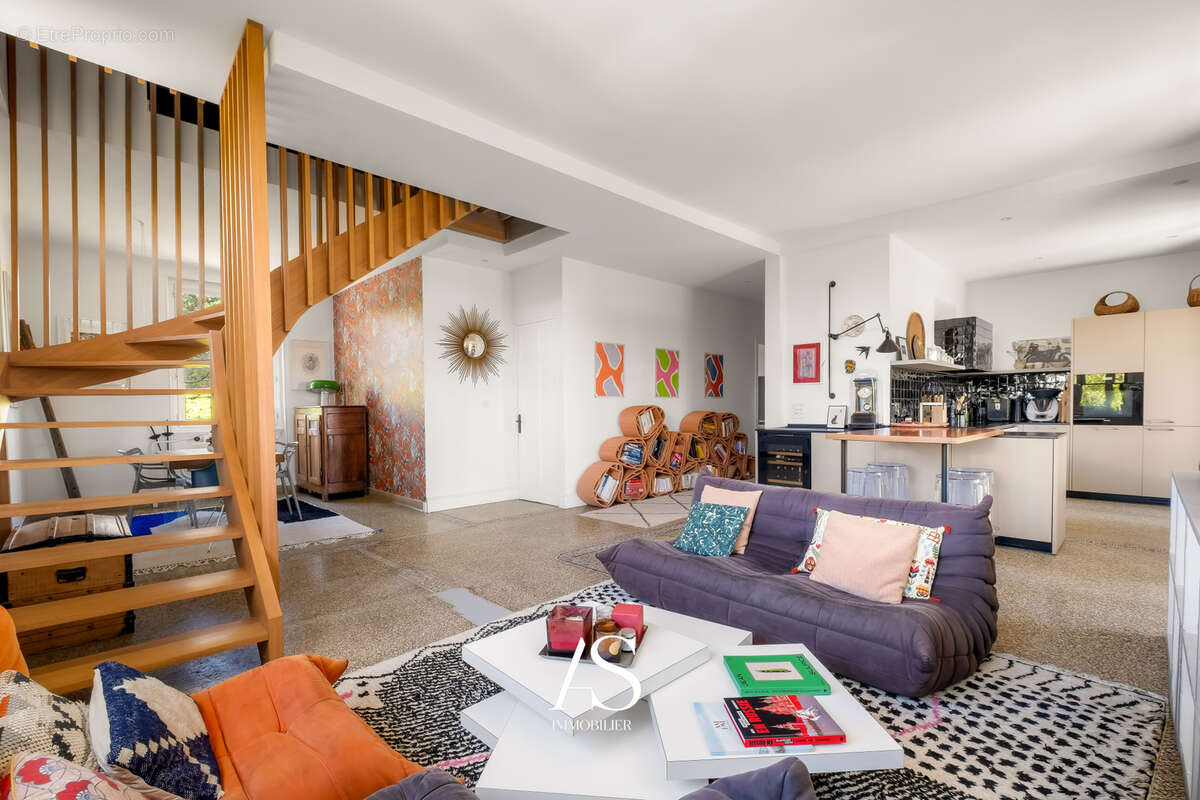 Appartement à SAINT-CYR-AU-MONT-D'OR