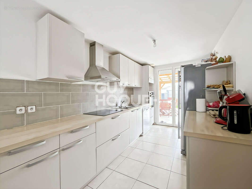 Maison à FONTENAY-TRESIGNY