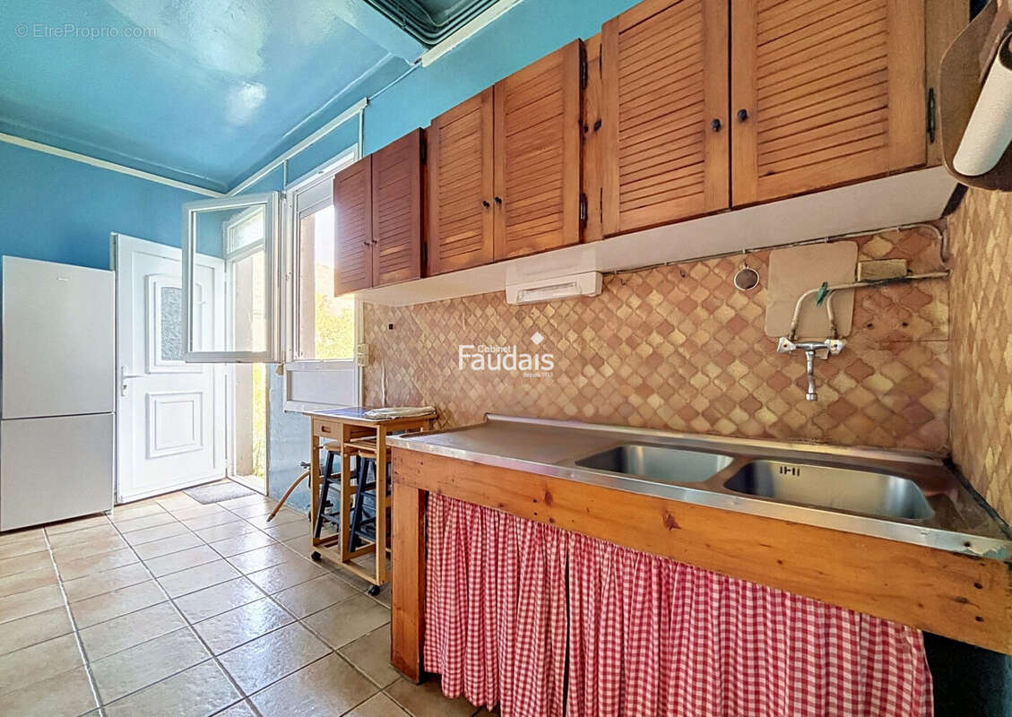 Maison 93 m² à Le Mesnil-Amey  - photo 8