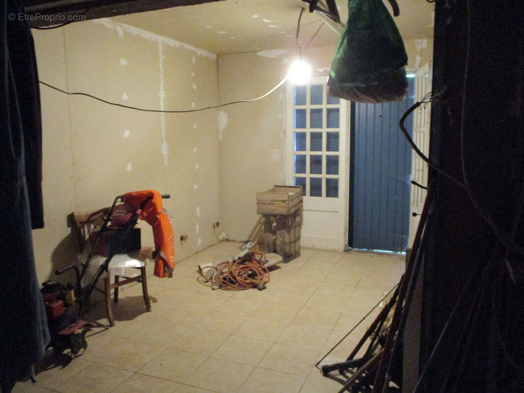 Six chambres. - photo 13