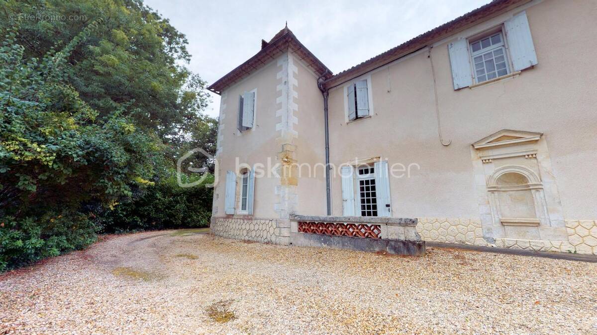 Maison à SAINT-ANDRE-DE-CUBZAC