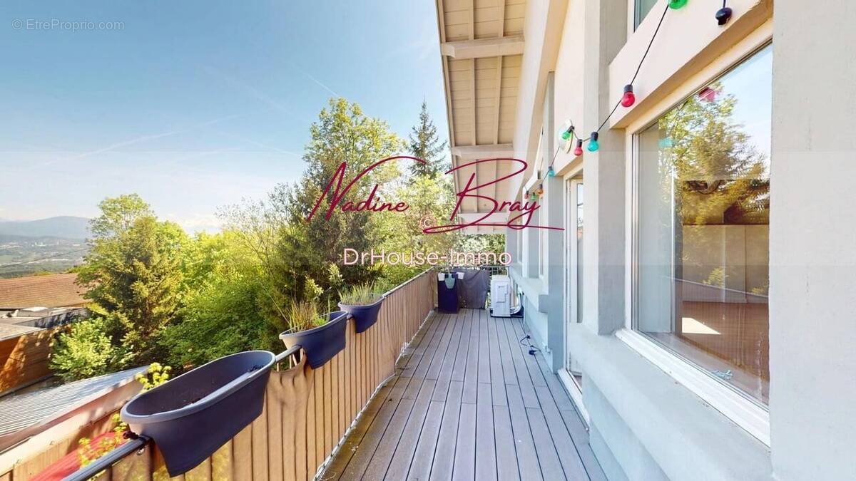 Appartement à LE BOURGET-DU-LAC