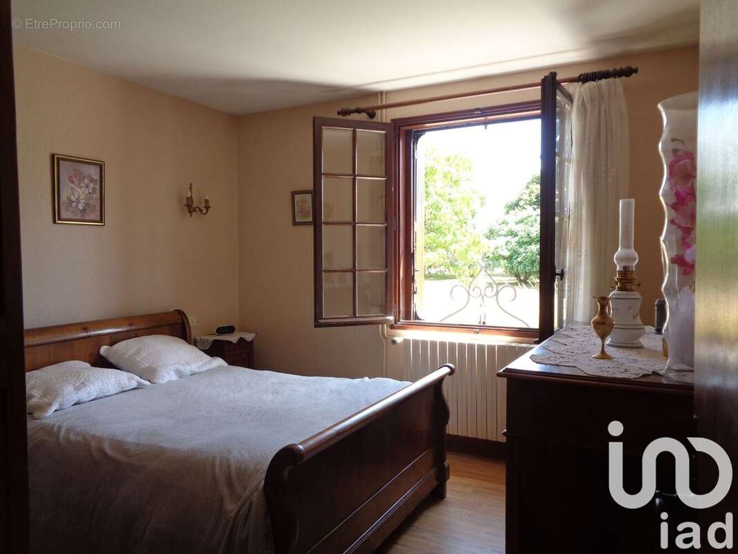 Photo 8 - Maison à BUSSAC-SUR-CHARENTE