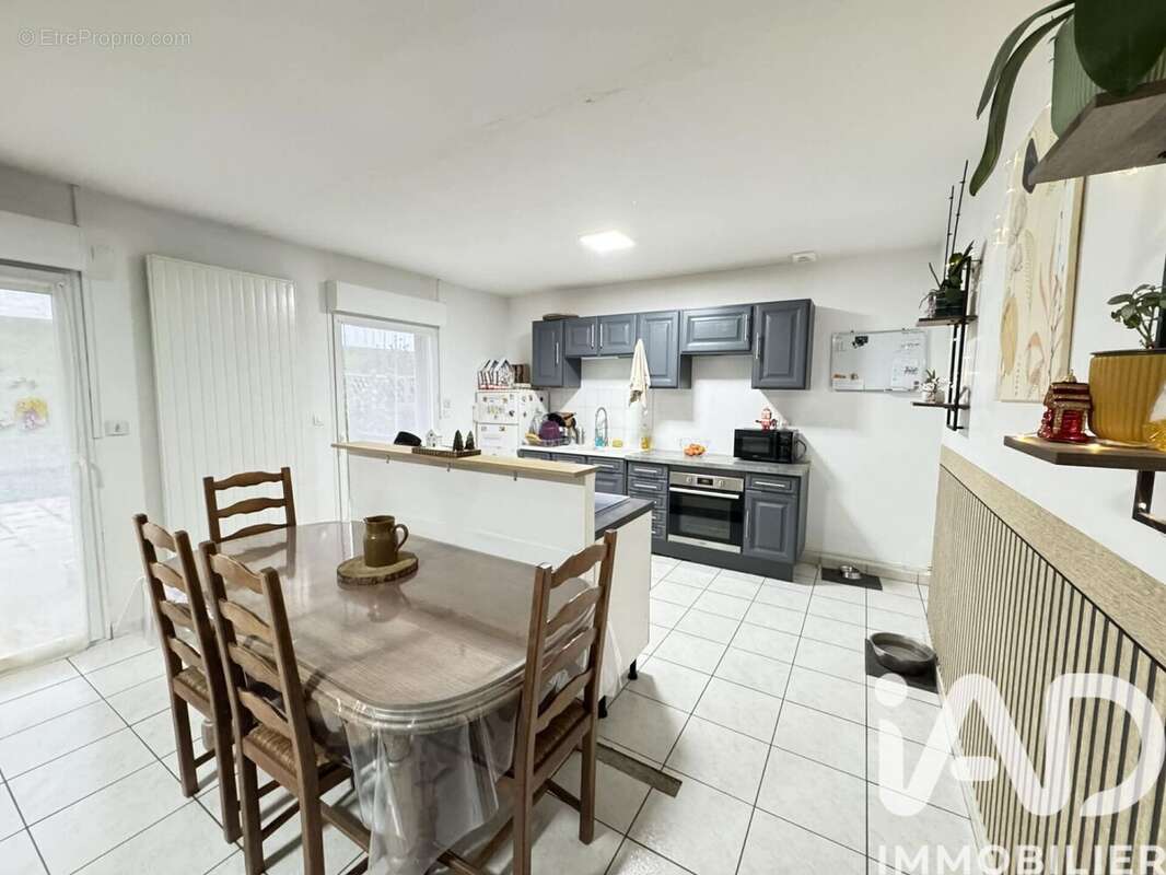 Photo 4 - Maison à ECLARON-BRAUCOURT-SAINTE-LIVIERE