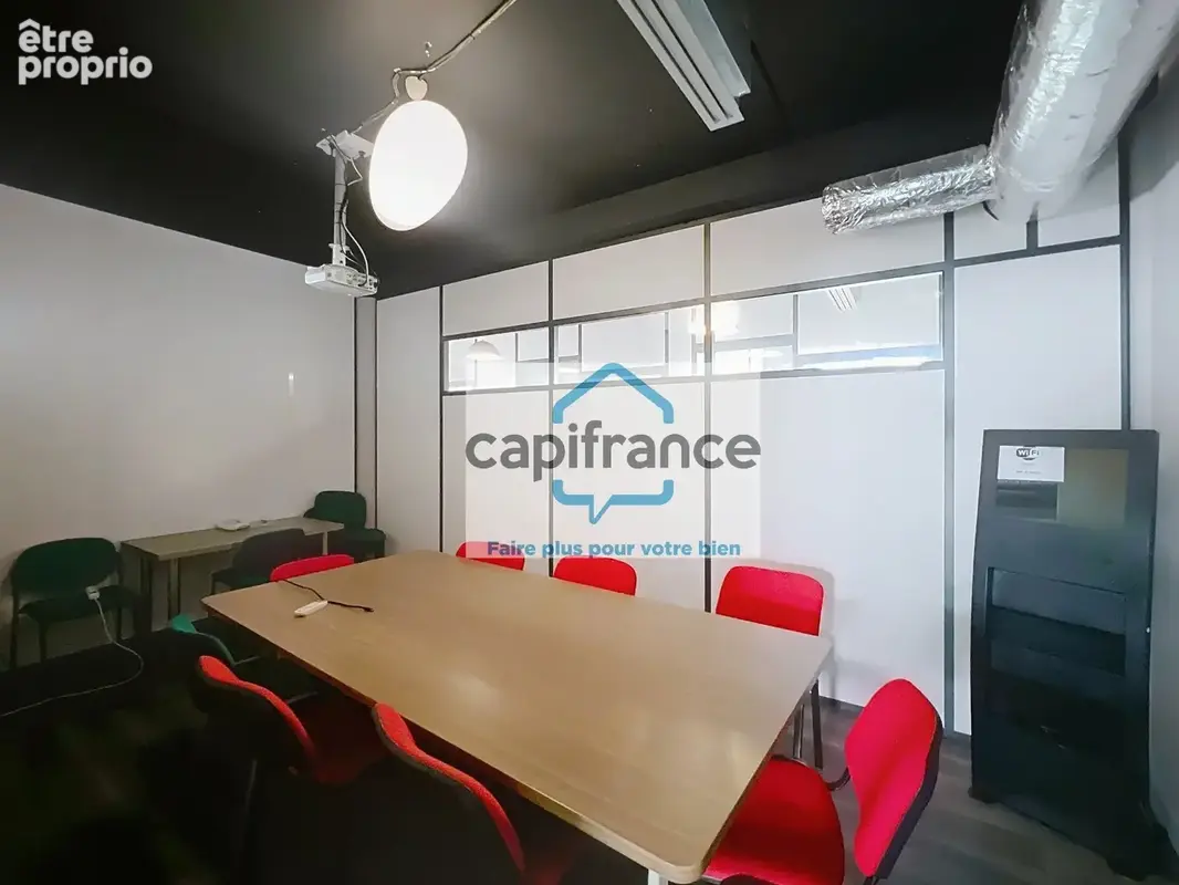 Bureau à vendre CHAMBERY (73) - bureaux 393 m² avec 8 parking privés couverts - photo 7
