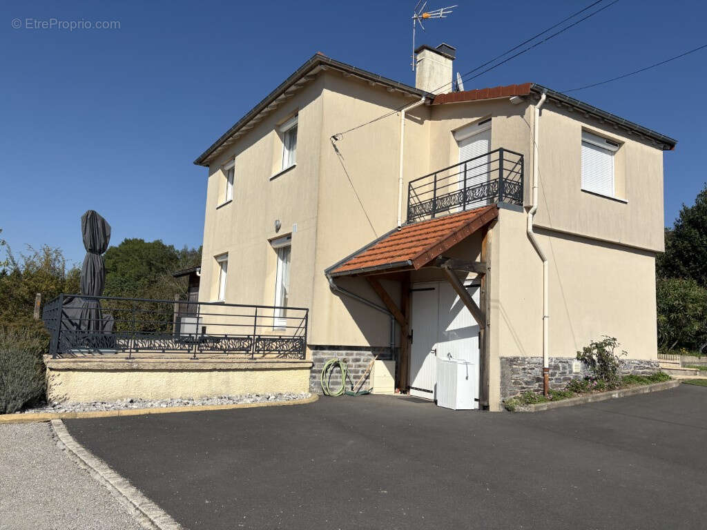 Maison à JUILLAC
