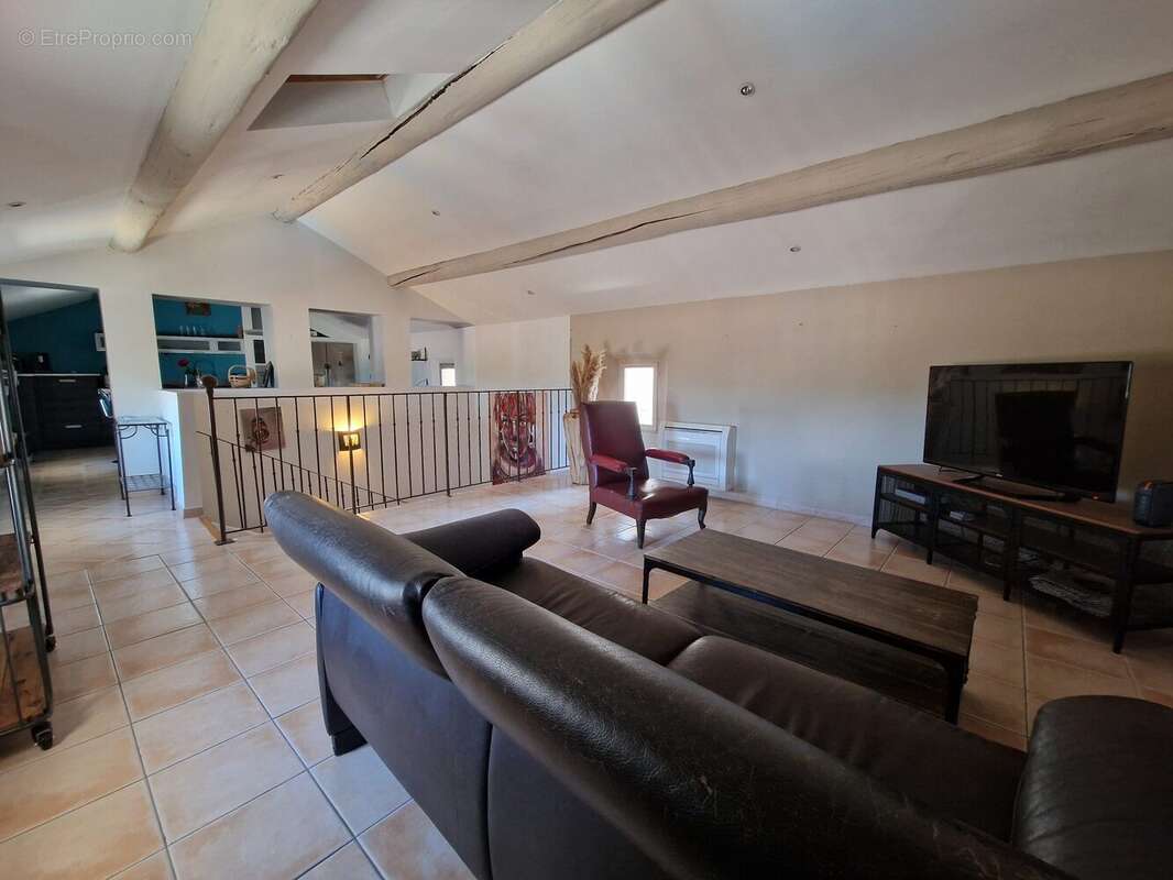 Appartement à CAROMB