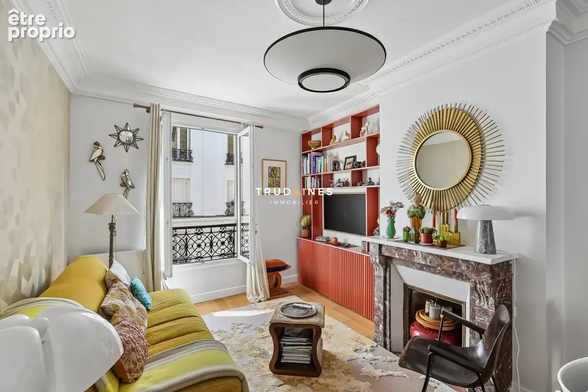 Appartement à PARIS-7E