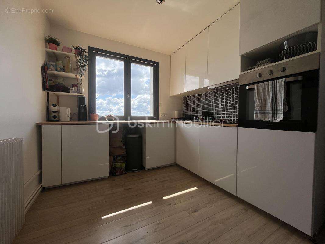 Appartement à FOUGERES