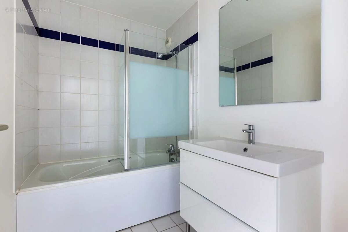 Appartement à SURESNES