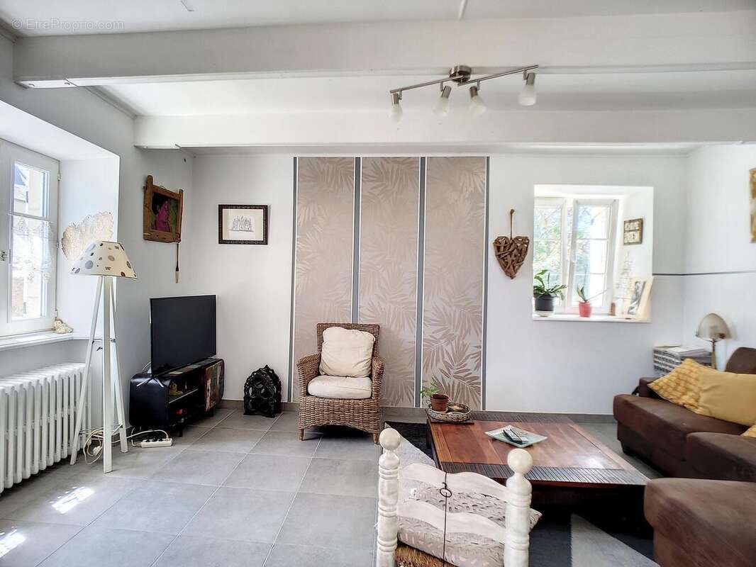 Maison 84 m² à Primelin  - photo 4
