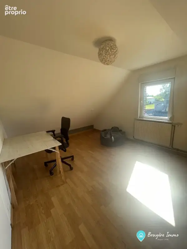 Maison 5 pièces 86 m² à vendre à La Flamengrie (02260) - photo 8