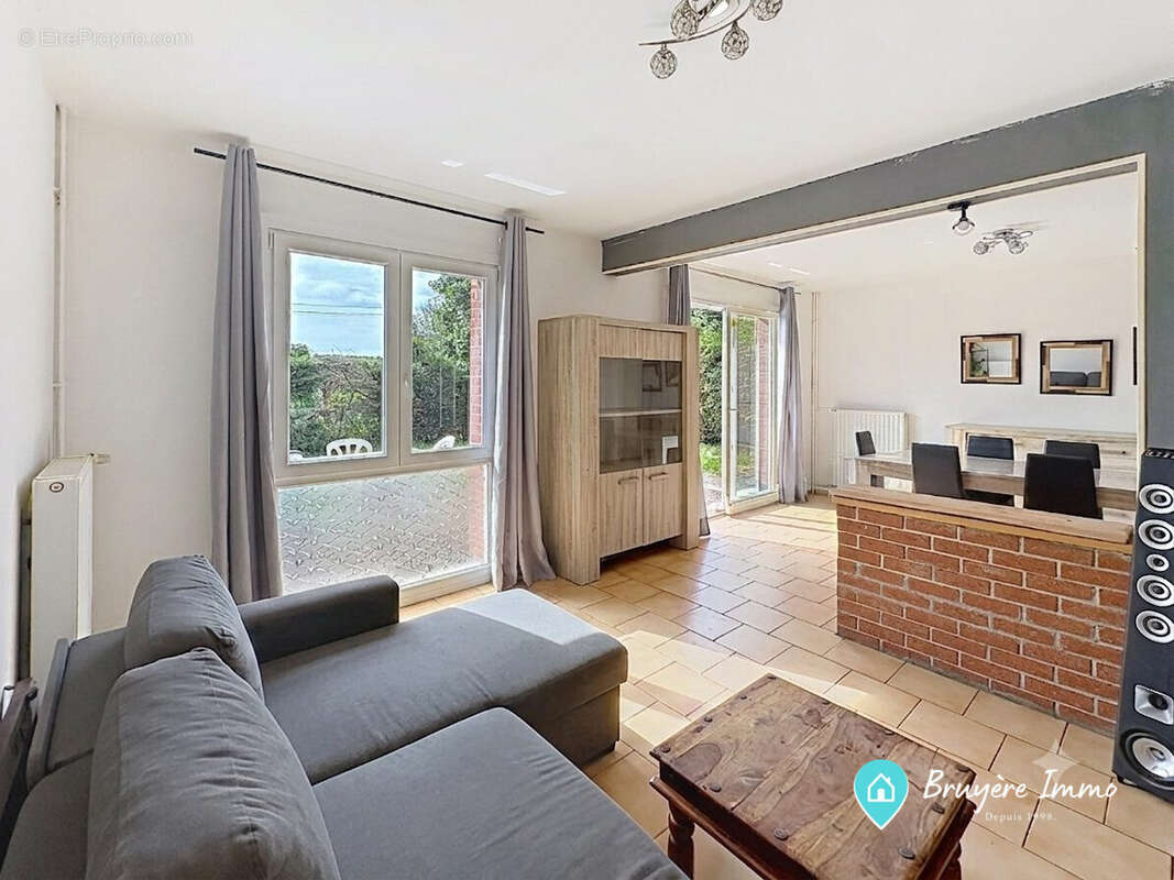 Maison 97 m² à Leval  - photo 2