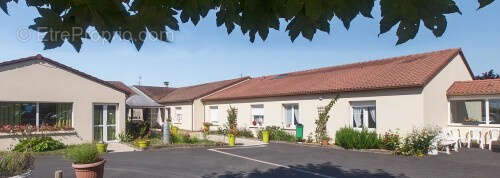 Appartement à MONTS-SUR-GUESNES