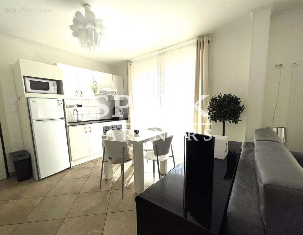 Appartement à BEAUSOLEIL