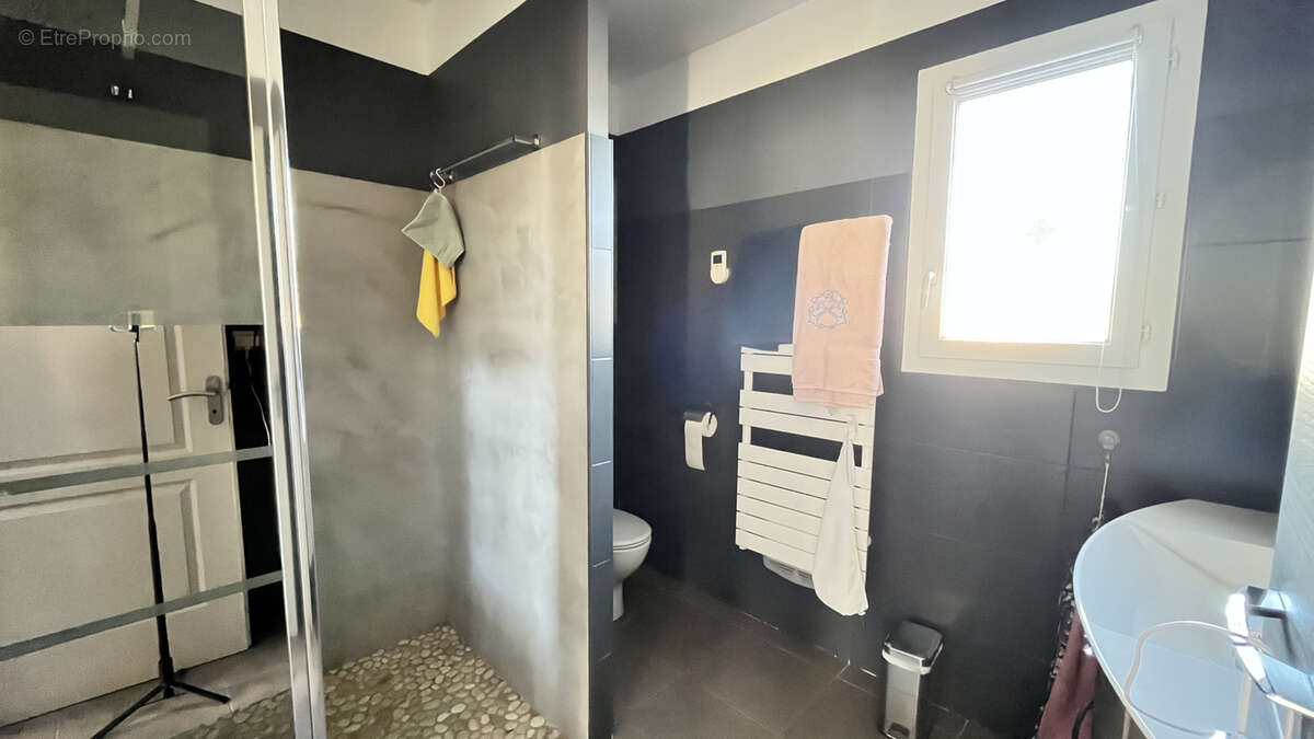 Maison à RIBAUTE-LES-TAVERNES