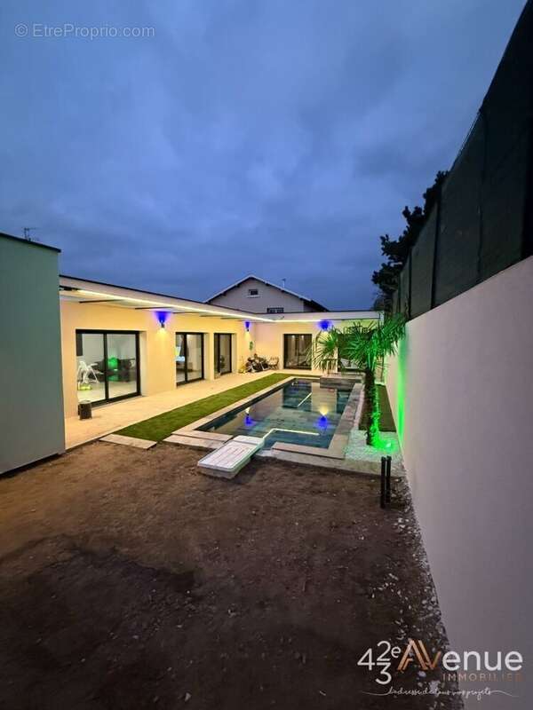 Maison à ANDREZIEUX-BOUTHEON