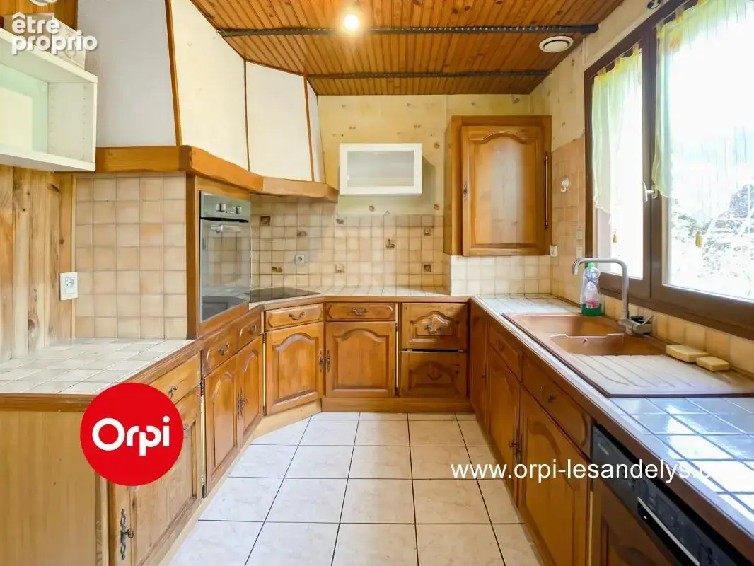 Maison de plain pied - À Vendre - 74 m² - photo 6