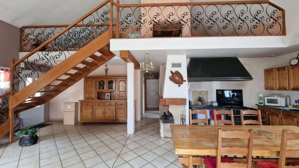 Maison 124 m² à Jaillon  - photo 6