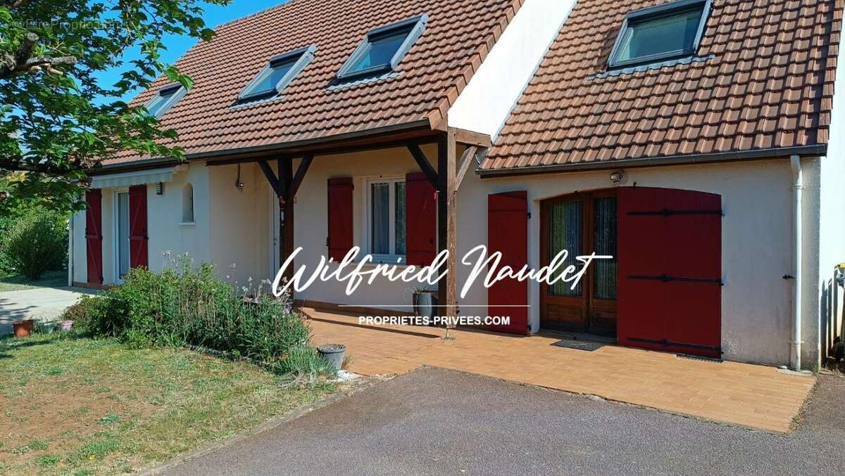 Maison à PARIGNE-L'EVEQUE