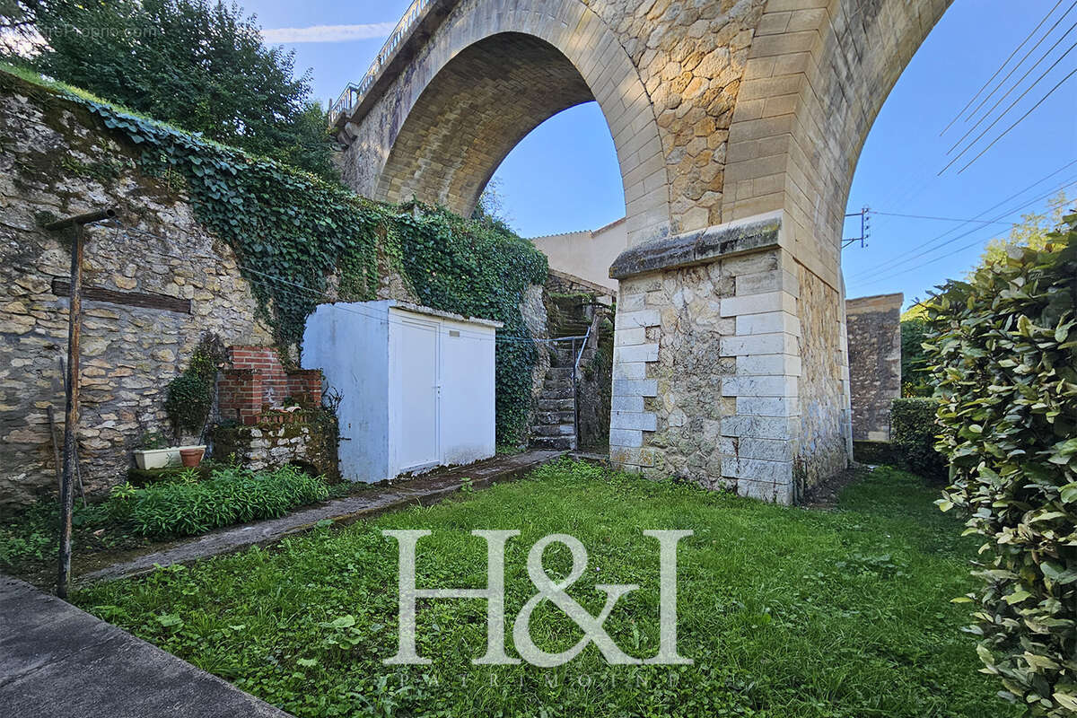 Maison à SAINT-BENOIT