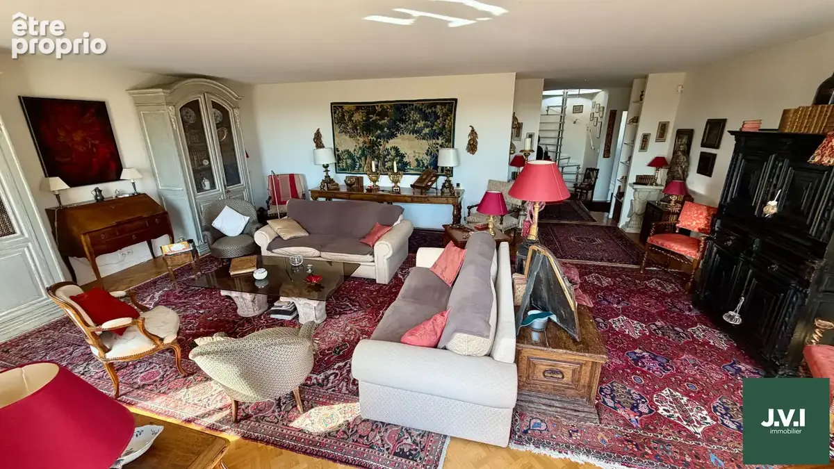 Appartement à ENGHIEN-LES-BAINS
