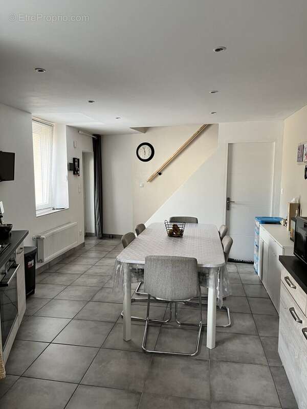 Maison à BASLIEUX