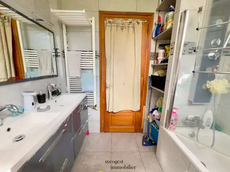Maison à NOISY-LE-SEC
