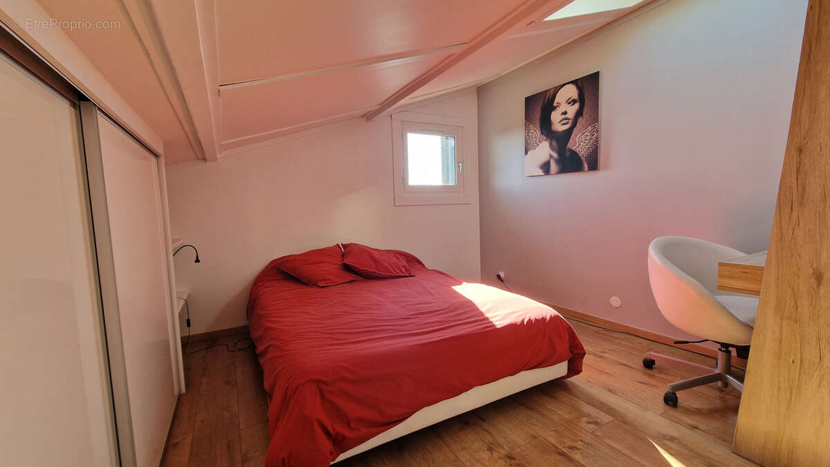 Maison à COUZON-AU-MONT-D&#039;OR