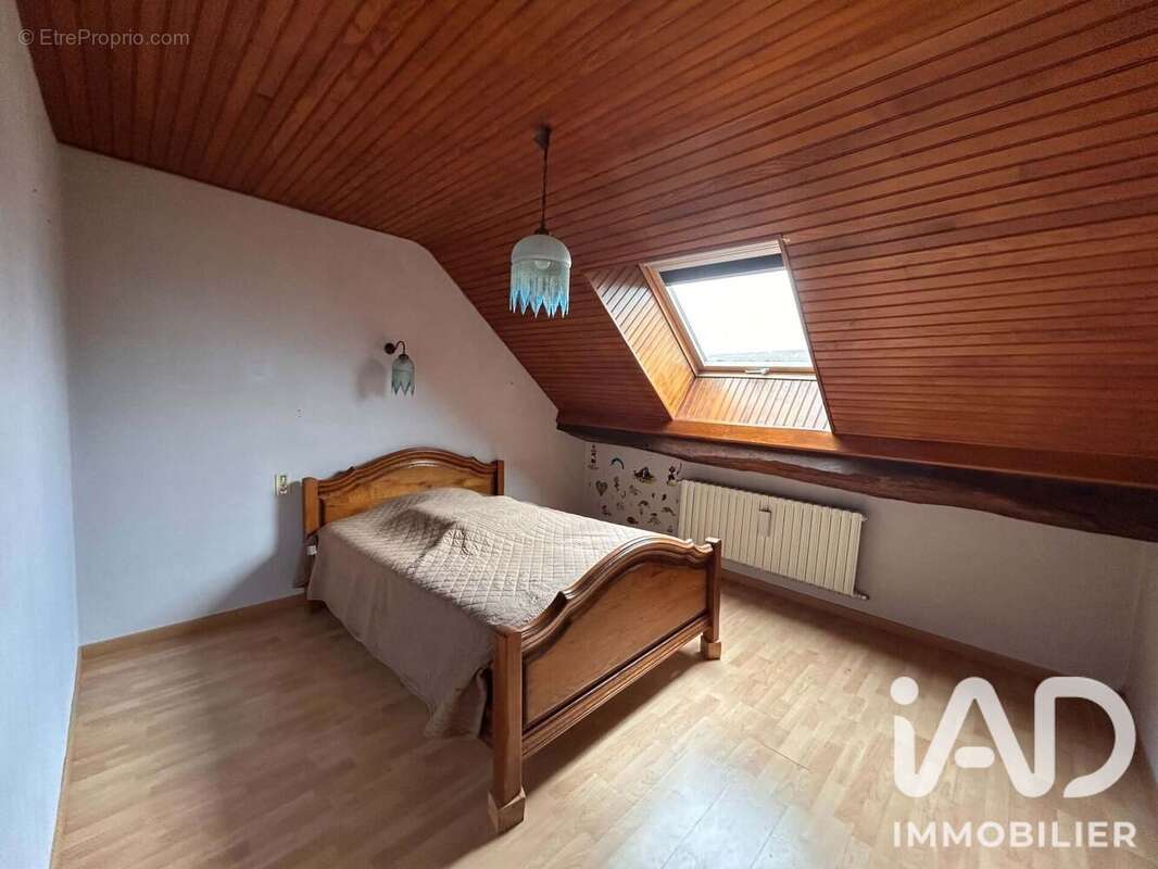 Maison 152 m² à Liffol-Le-Grand  - photo 8