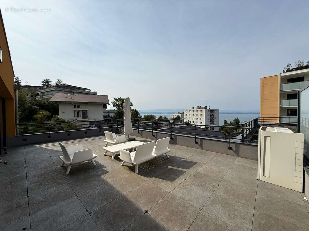 Appartement à EVIAN-LES-BAINS