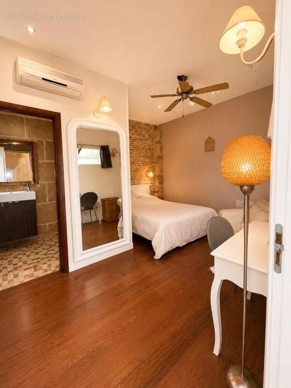 Appartement 89 m² à Saint-Antonin-Noble-Val  - photo 3