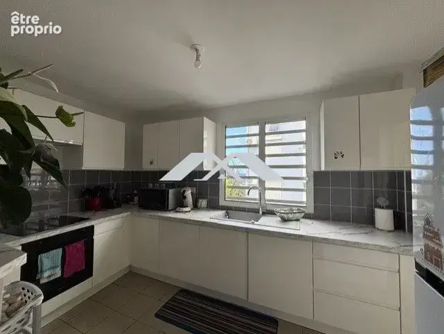 Appartement 3 pièces 69 m² à vendre à Saint-Joseph (97480) - photo 2