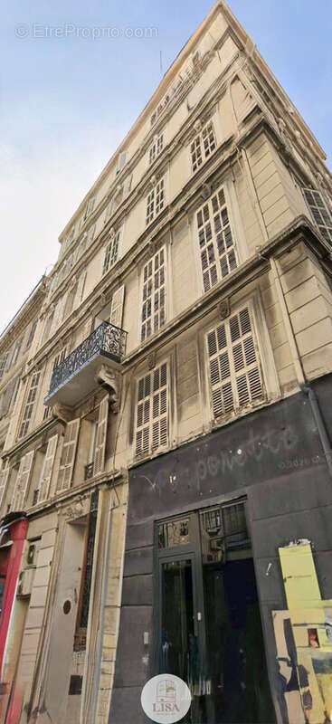 Appartement à MARSEILLE-6E