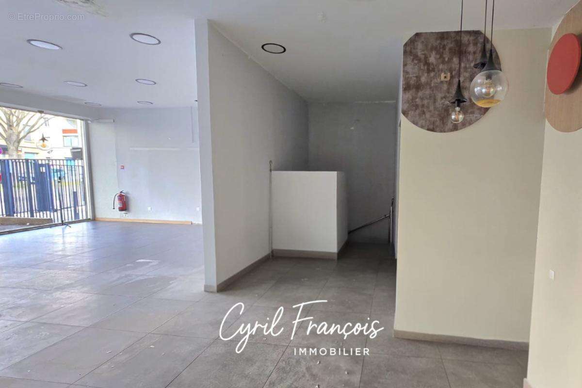 Commerce à VILLEURBANNE