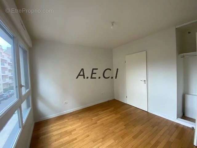 Appartement à BOIS-COLOMBES