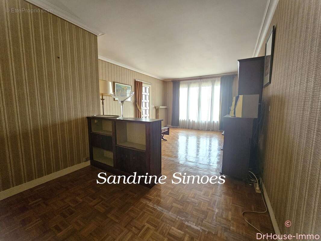 Maison à MONTMORILLON