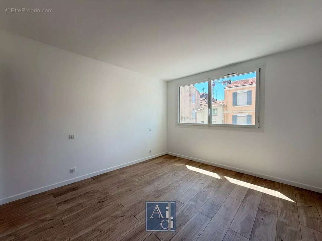 Appartement 3 pièces Cannes Grand Hôtel - photo 13