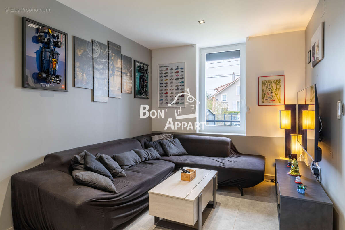 Maison à AMNEVILLE