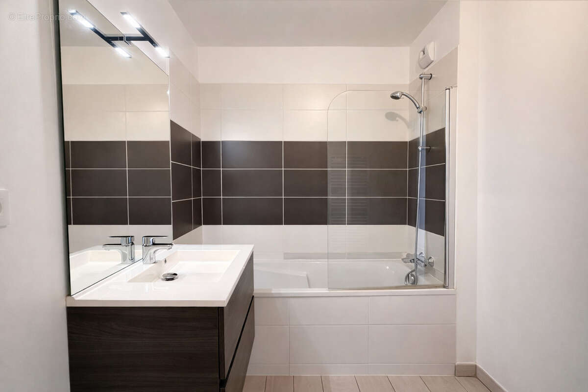 Appartement à AIX-EN-PROVENCE