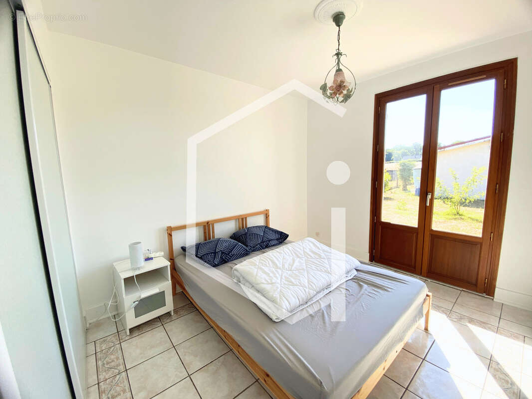 Maison à COSNE-COURS-SUR-LOIRE