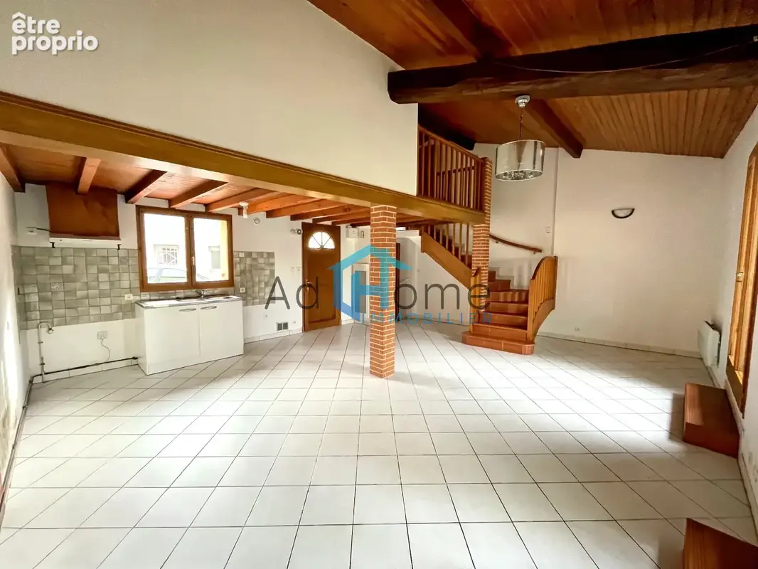 Maison de village 3 pièces 74 m2 au sol avec garage et jardin, plein Coeur de Village de Seysses - photo 4