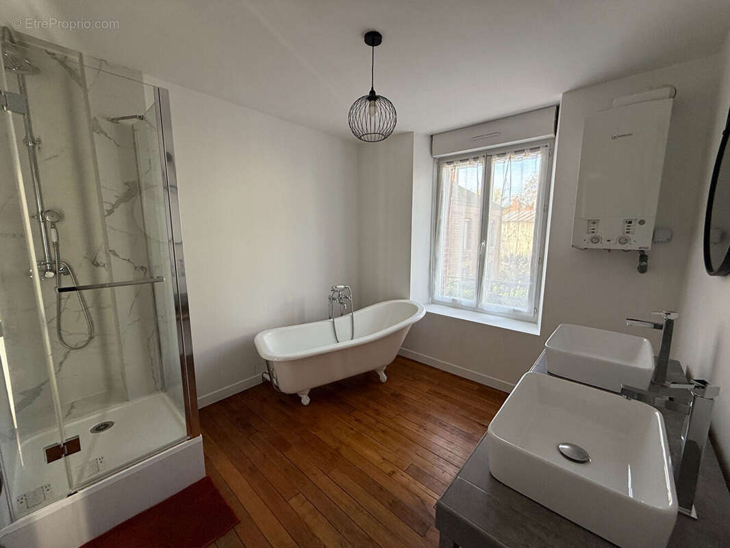 Appartement à CHARLEVILLE-MEZIERES