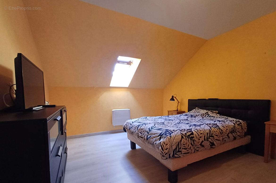 Maison à SAINT-CENERI-LE-GEREI